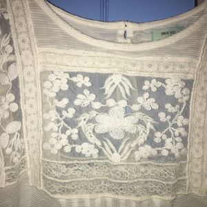WHITE LACEY BLOUSE
